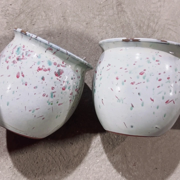 口径15高度15两只小瑕疵