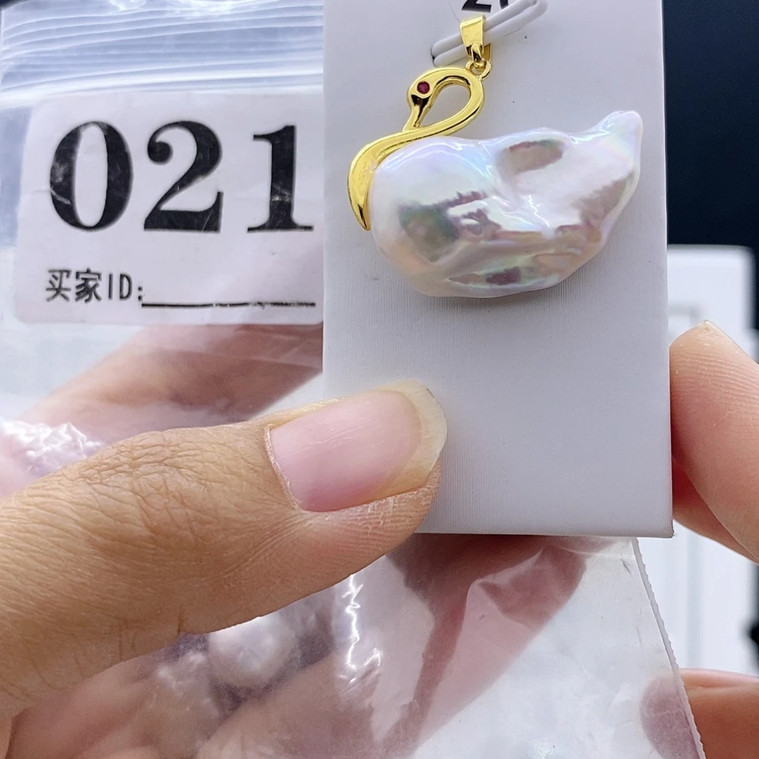 淡水珍珠颈饰钛钢