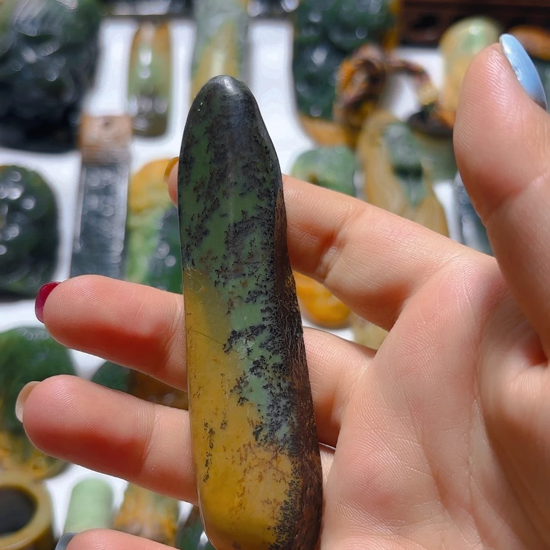 岫岩河磨玉（透闪石质玉）未镶嵌颈饰