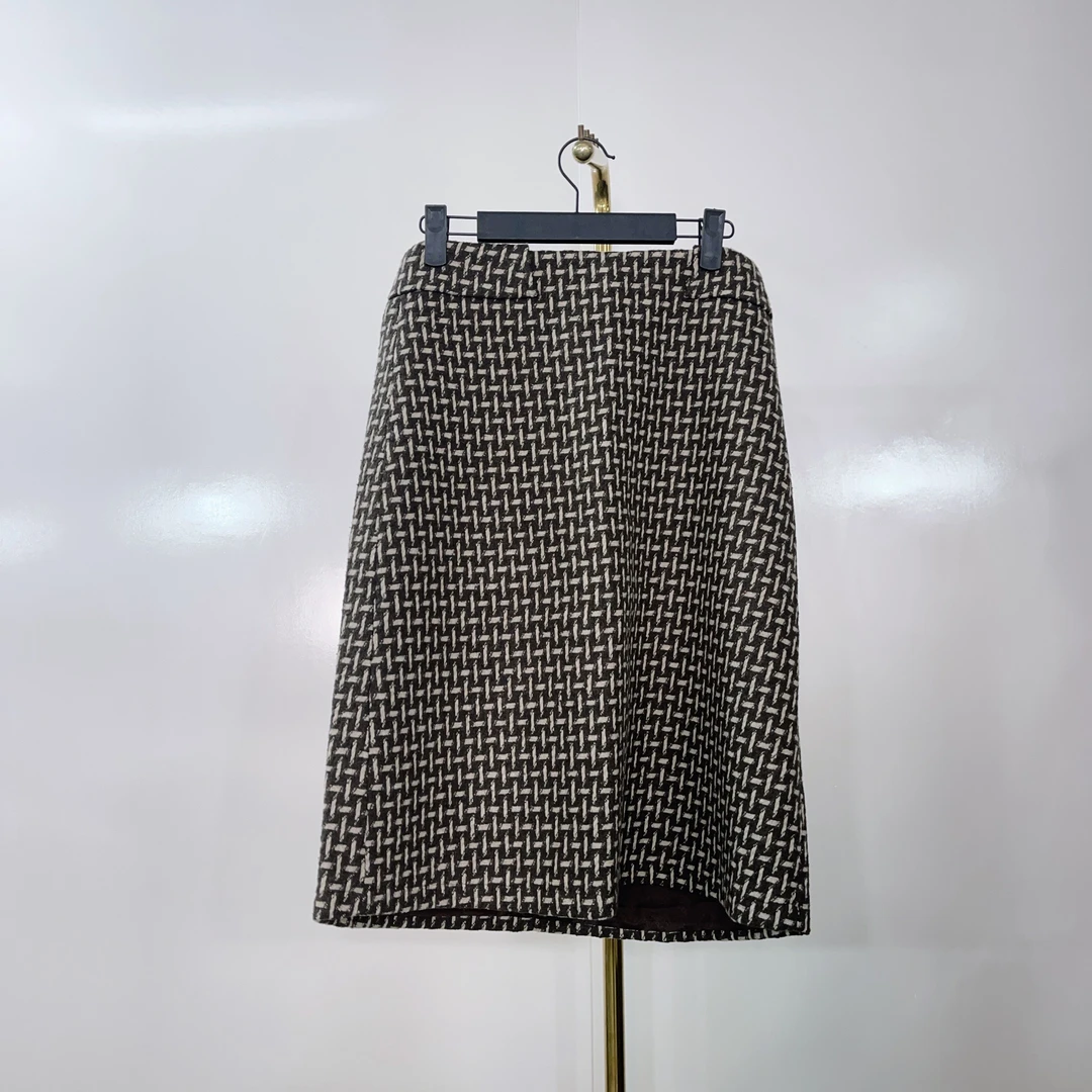 【芙娜妮轻奢】时尚品牌潮新款显瘦修身优雅气质高端女装Q2513651