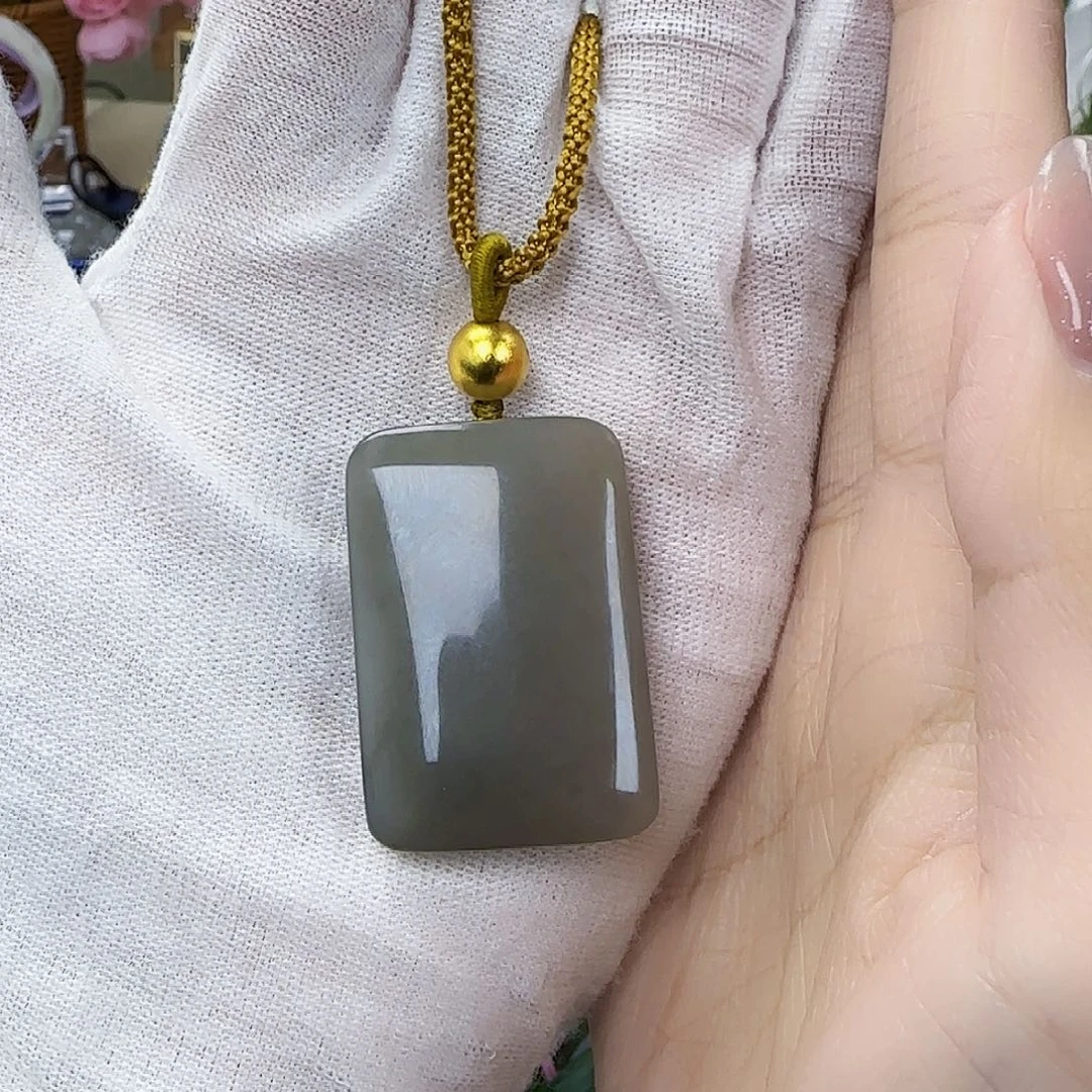 和田玉挂坠未镶嵌