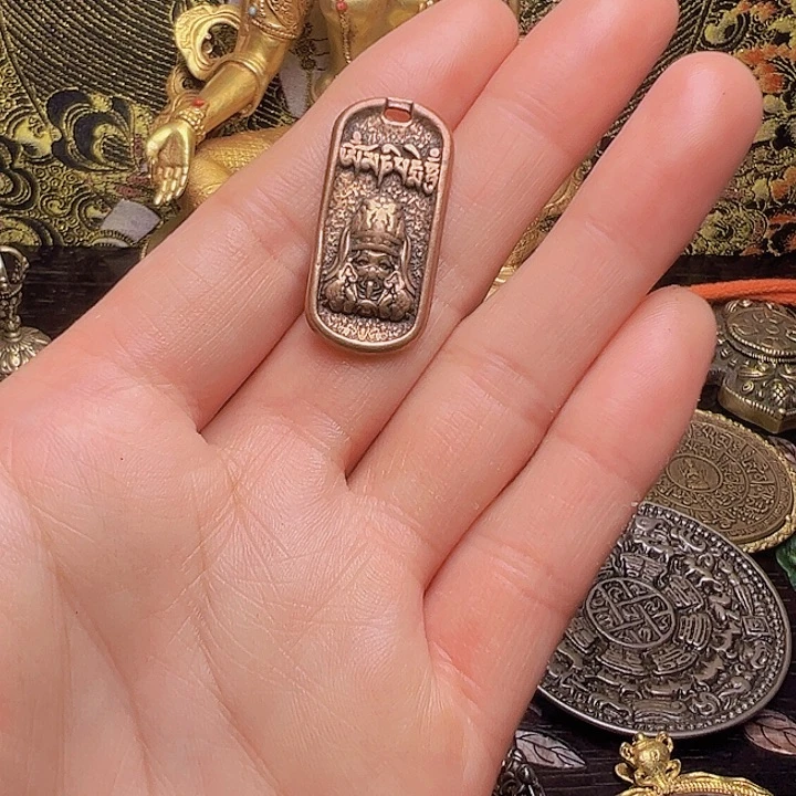 布***吉泥塑藏伞房花序的是