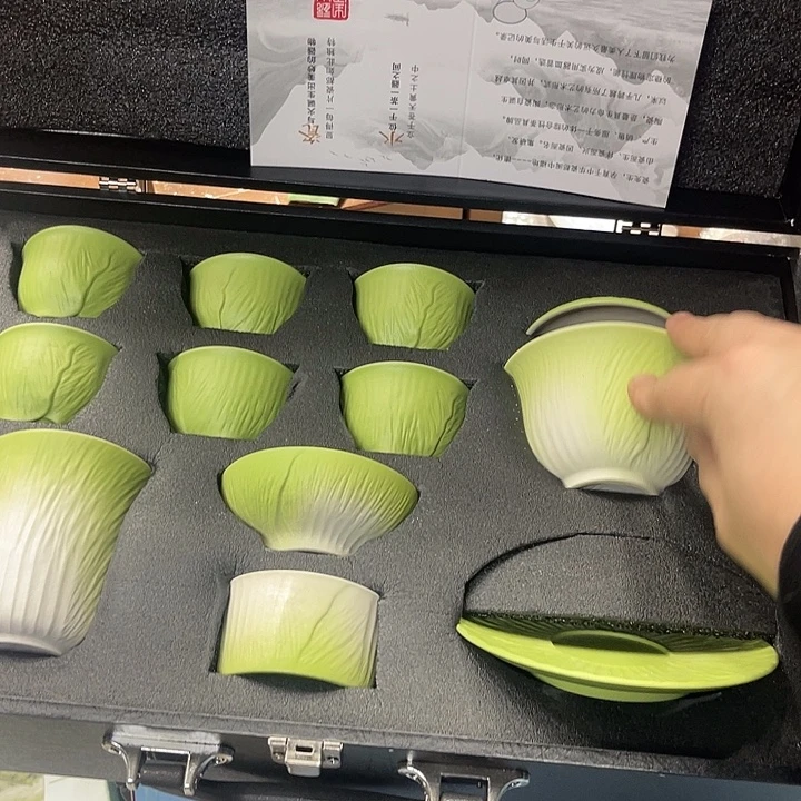 孤品茶具。