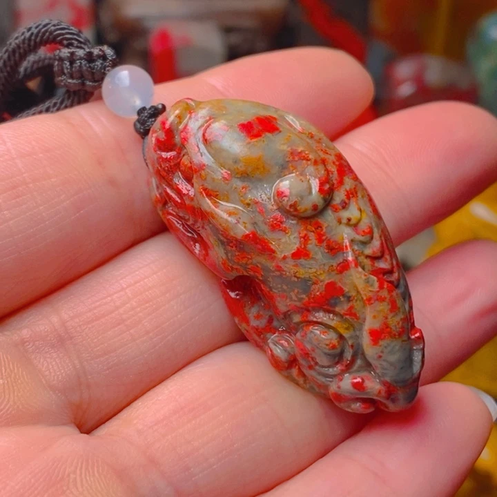 昌化鸡血石昌化鸡血石挂件