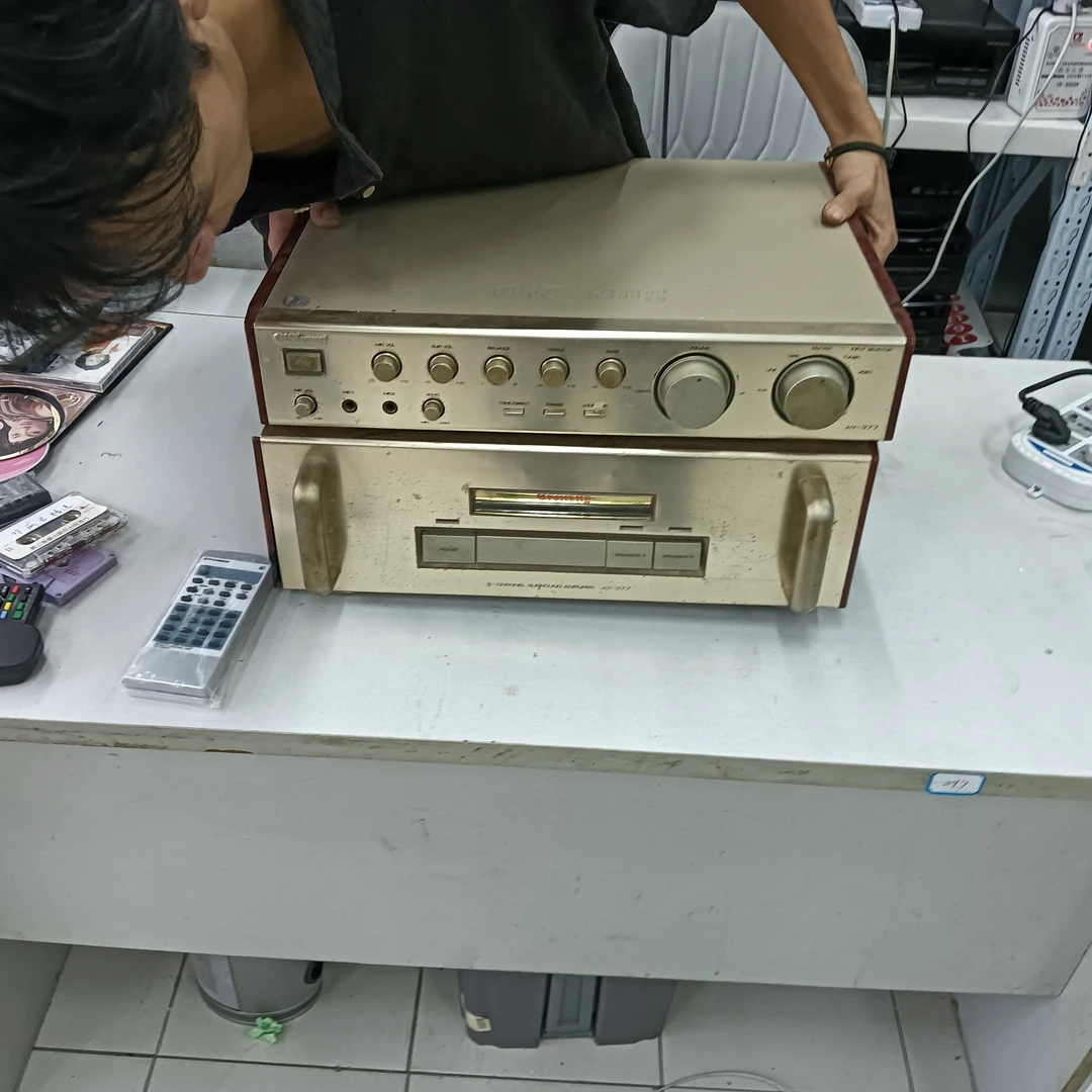 8新  奇声AV377前后级功放二手不包邮不支持退换