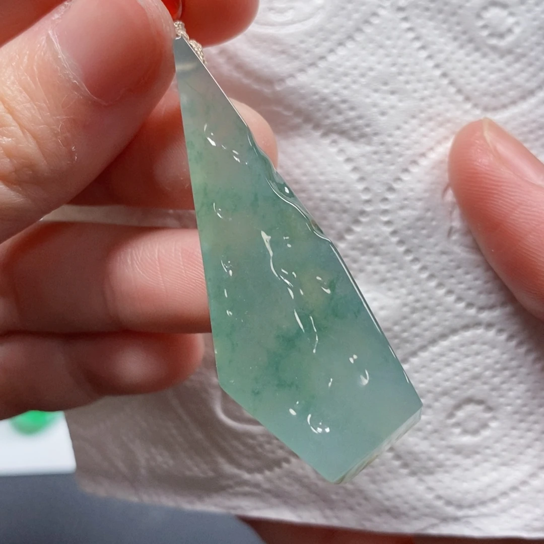 【闪购商品】翡翠吊坠(不含链)未镶嵌3398