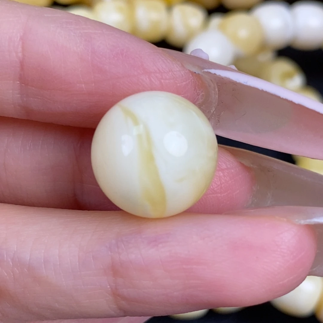 琥珀未镶嵌珠宝奇石215