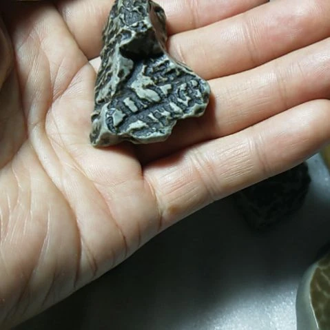 石材新疆戈壁奇石青铜泥