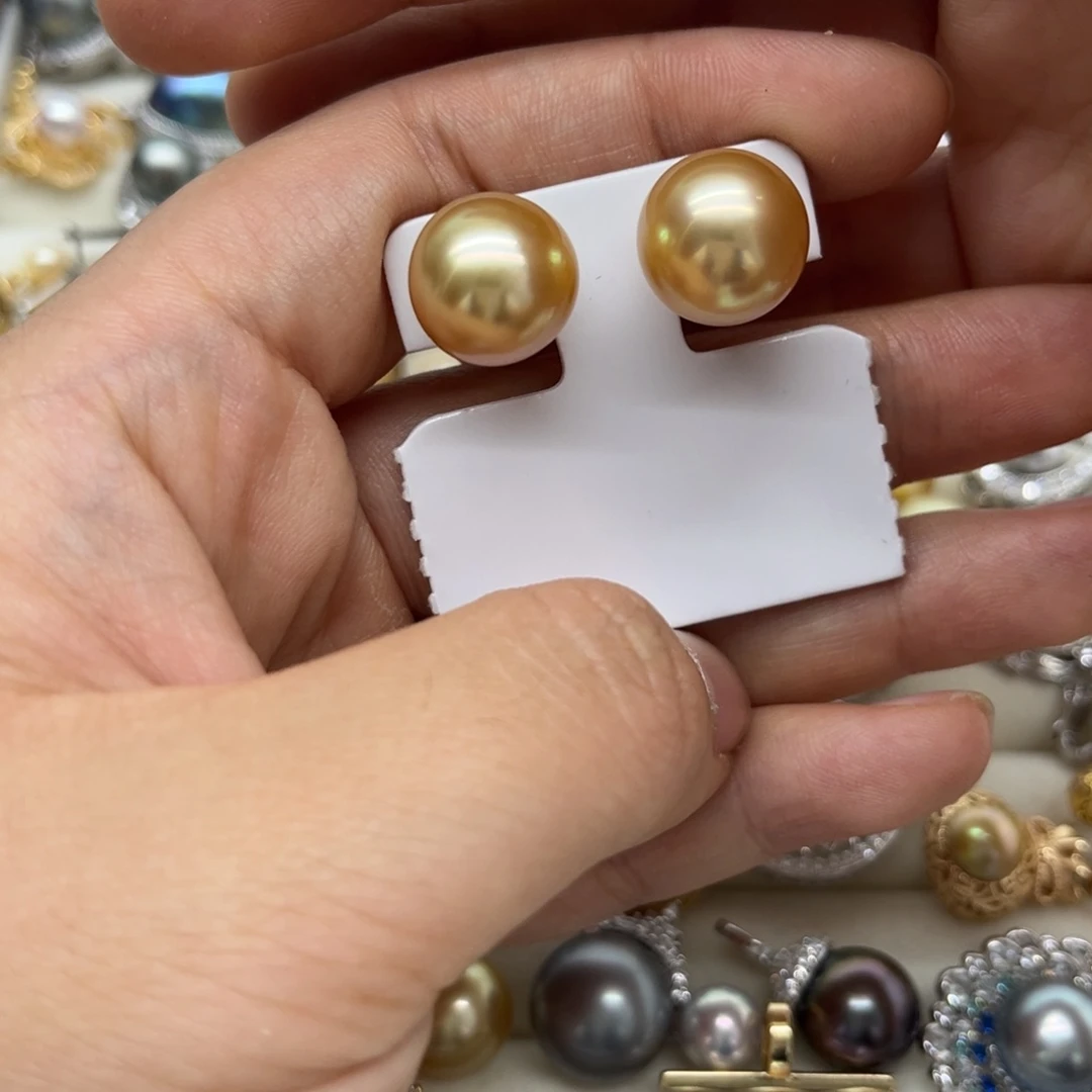 18K金镶嵌耳饰海水珍珠