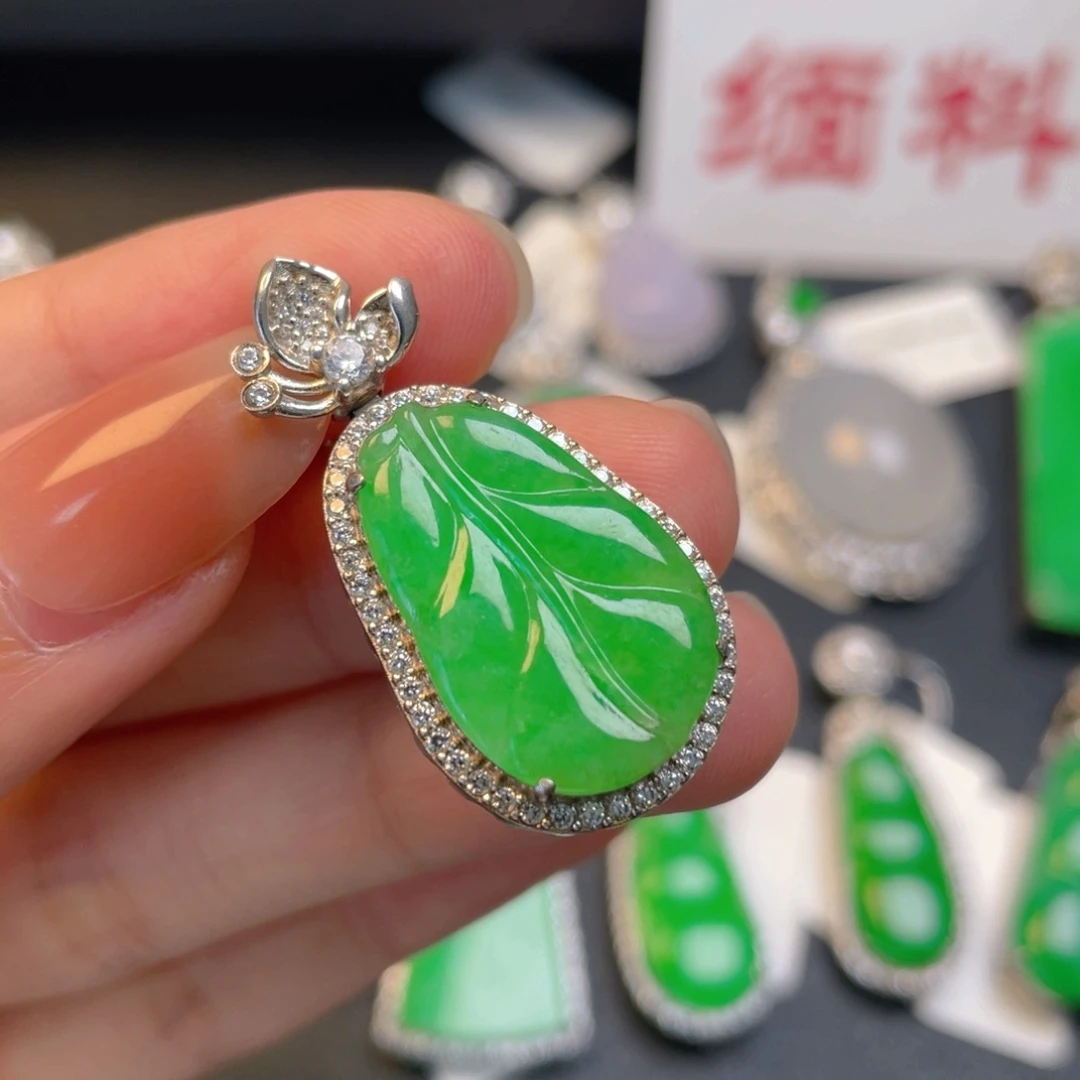 翡翠银S925镶嵌颈饰
