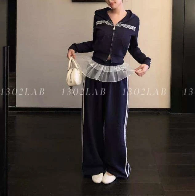 藏青色减龄花边拼接连帽卫衣套装女2025春季新款休闲阔腿裤两件套