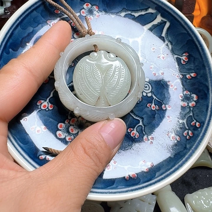瓷片用****0新号开播瓷盘一件