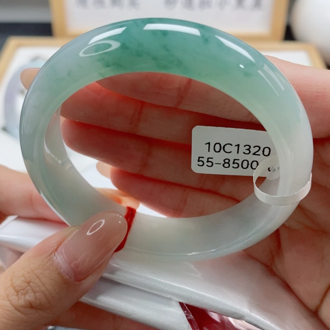 未镶嵌手镯翡翠天然A货翡翠手镯