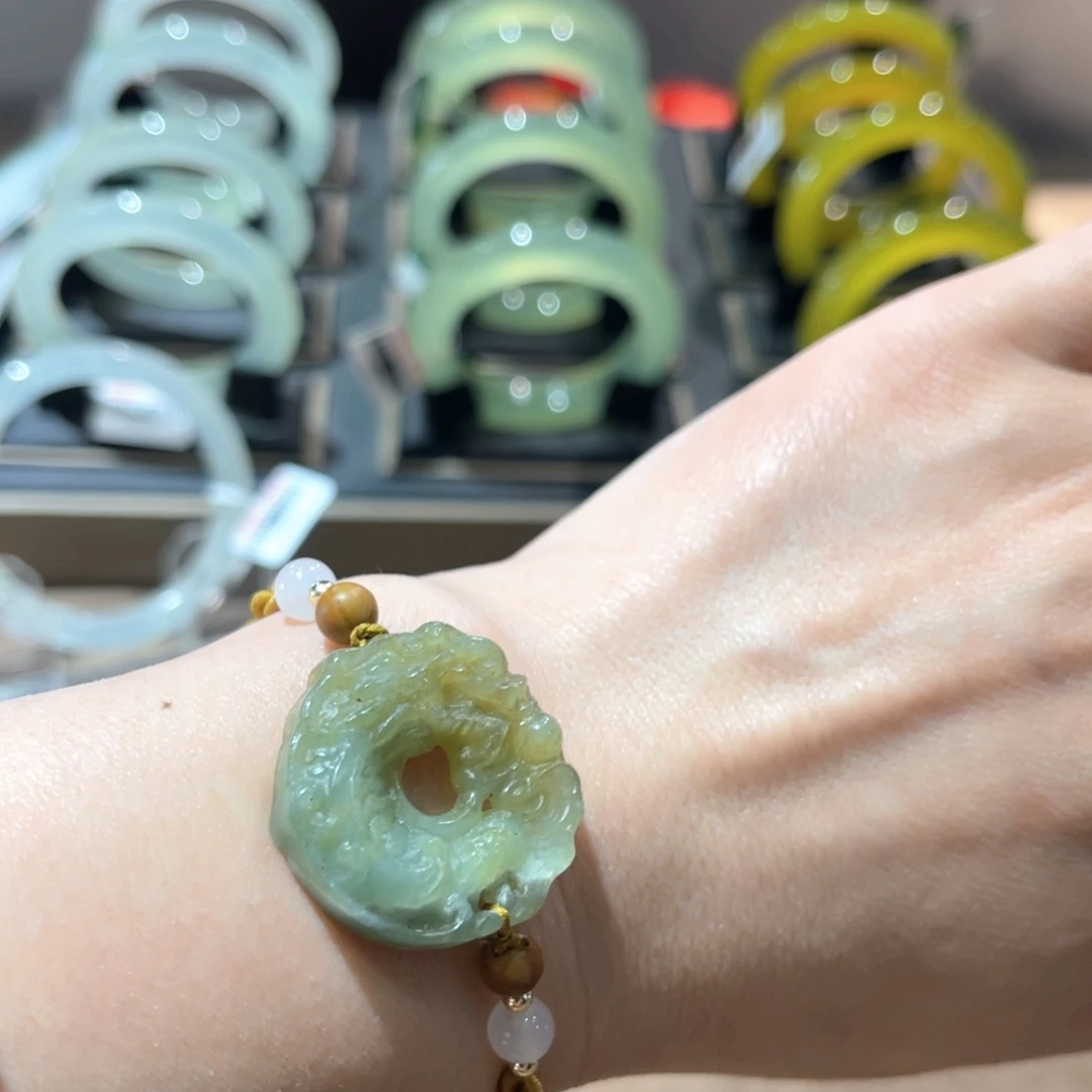 岫玉手镯未镶嵌手镯