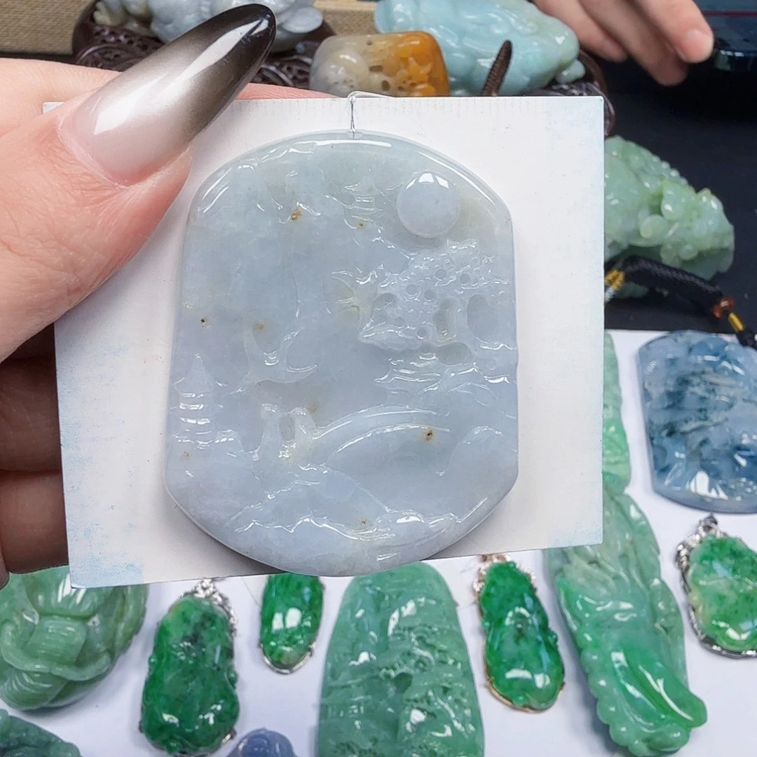 翡翠未镶嵌颈饰翡翠