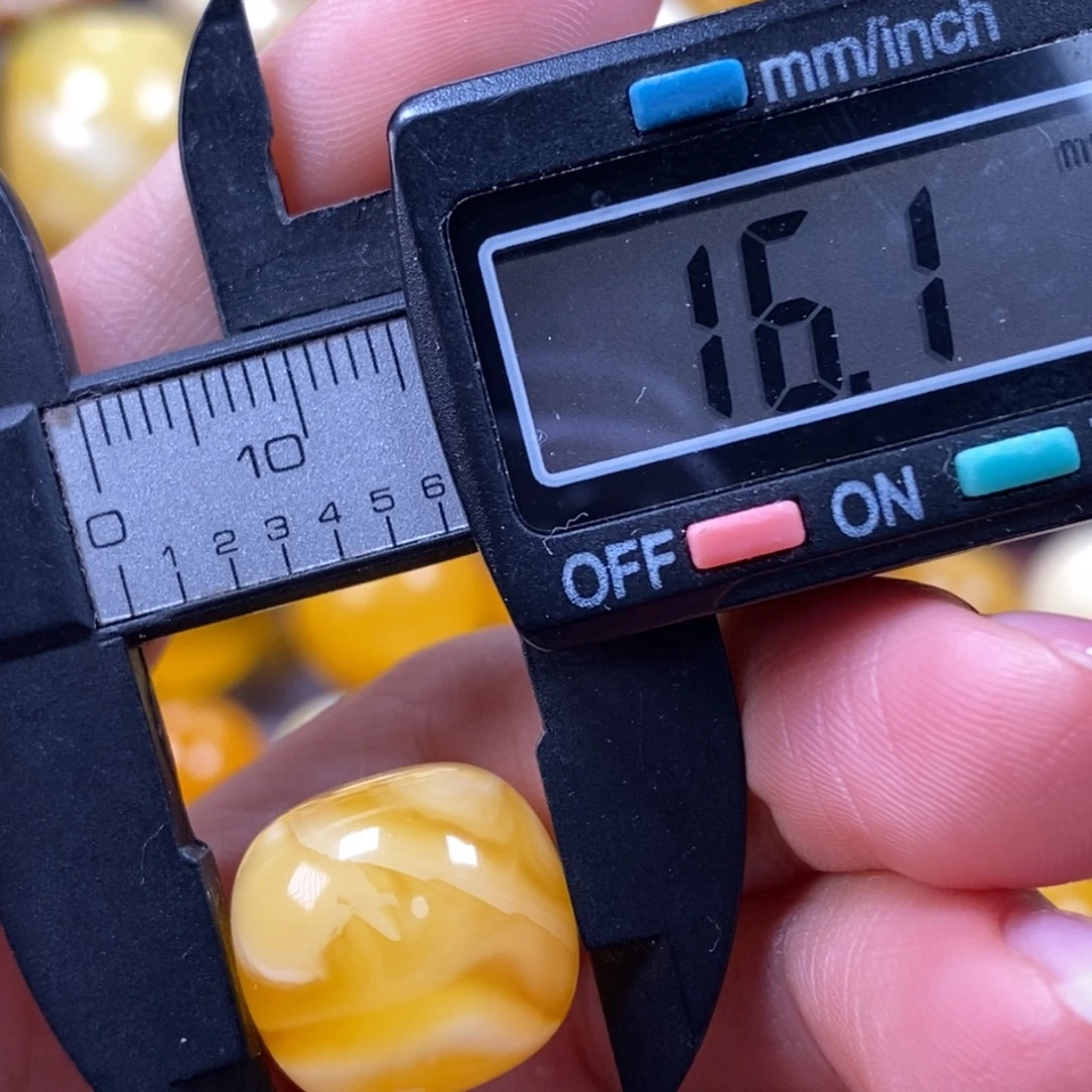 琥珀未镶嵌裸石珠子