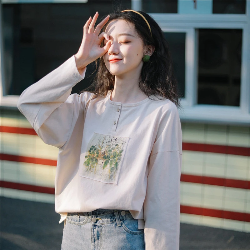 微笑向暖春复古文艺百搭宽松贴布印花T恤款女长袖圆领文艺上衣C