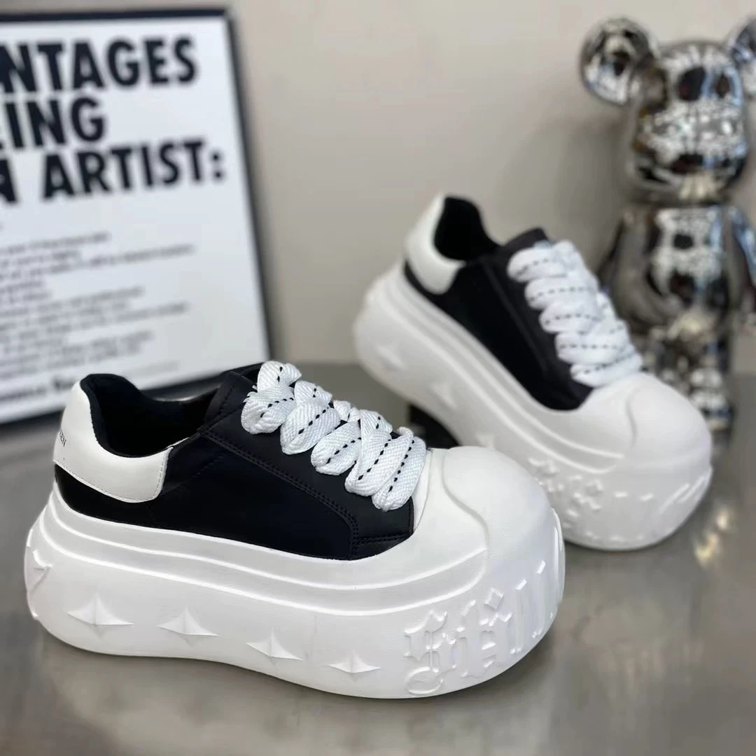 【Zn】黑白天使~厚底增高小白鞋网红超轻面包鞋