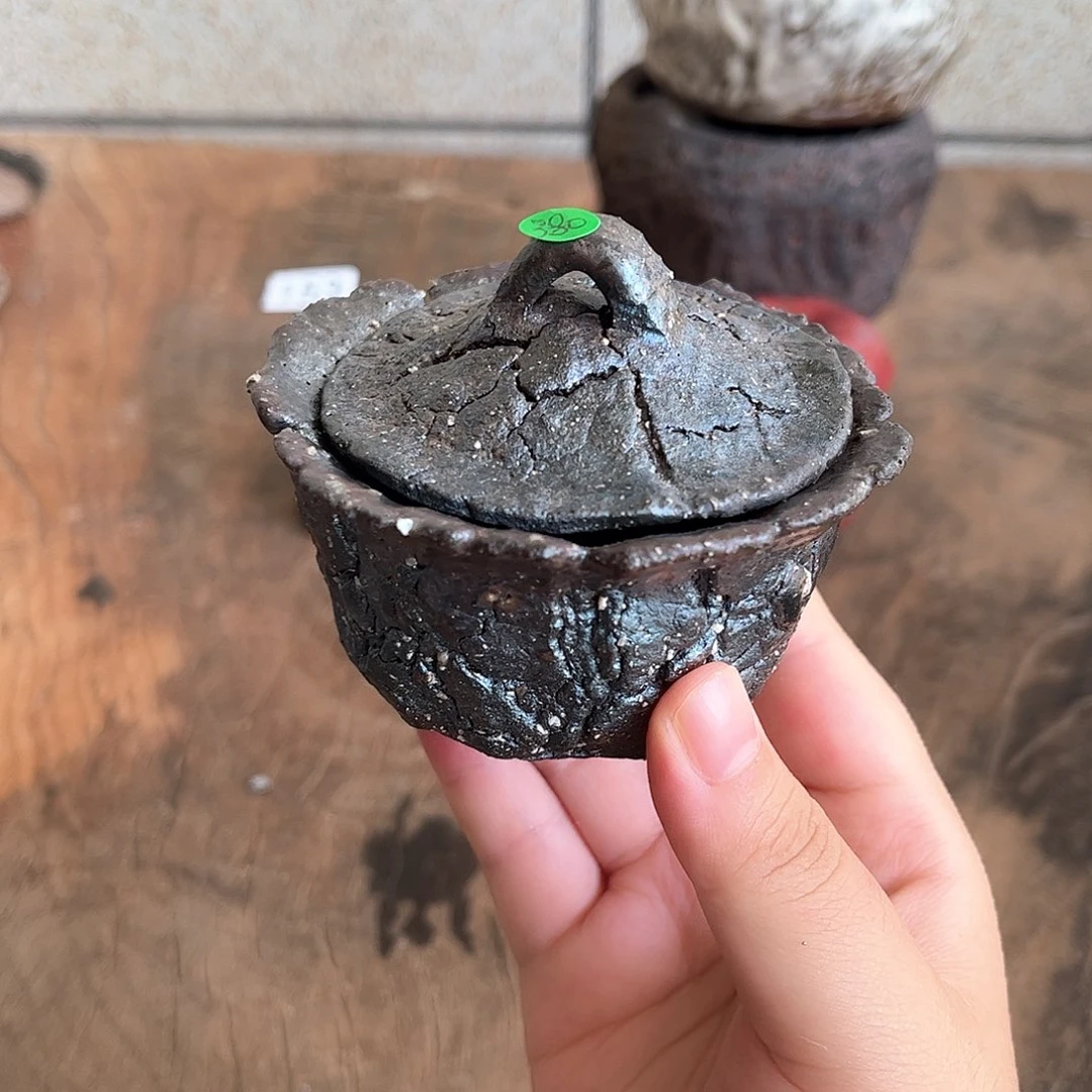 比较独特的盖碗一一