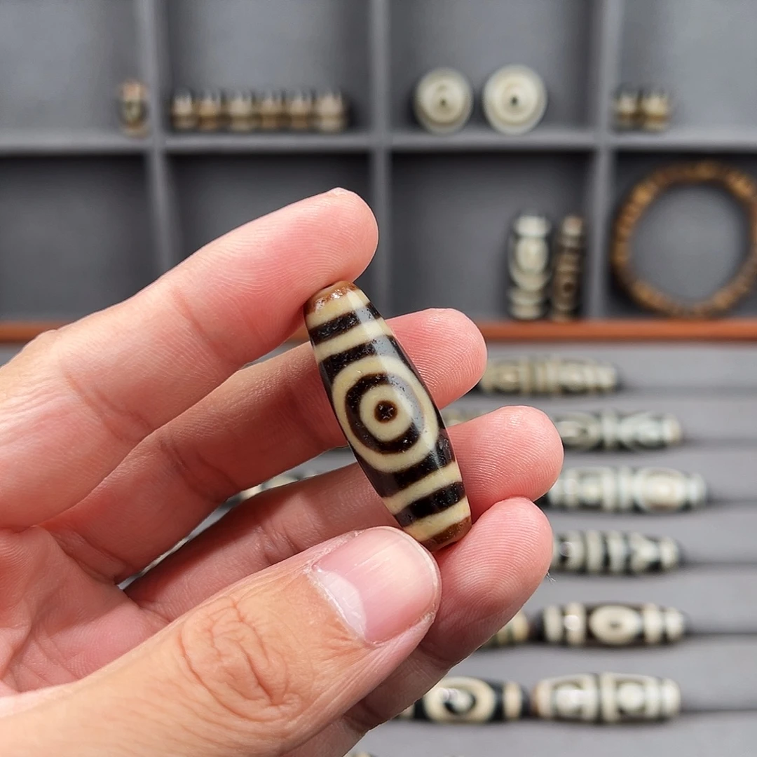 玛瑙未镶嵌颈饰上肯现代工艺品珠子