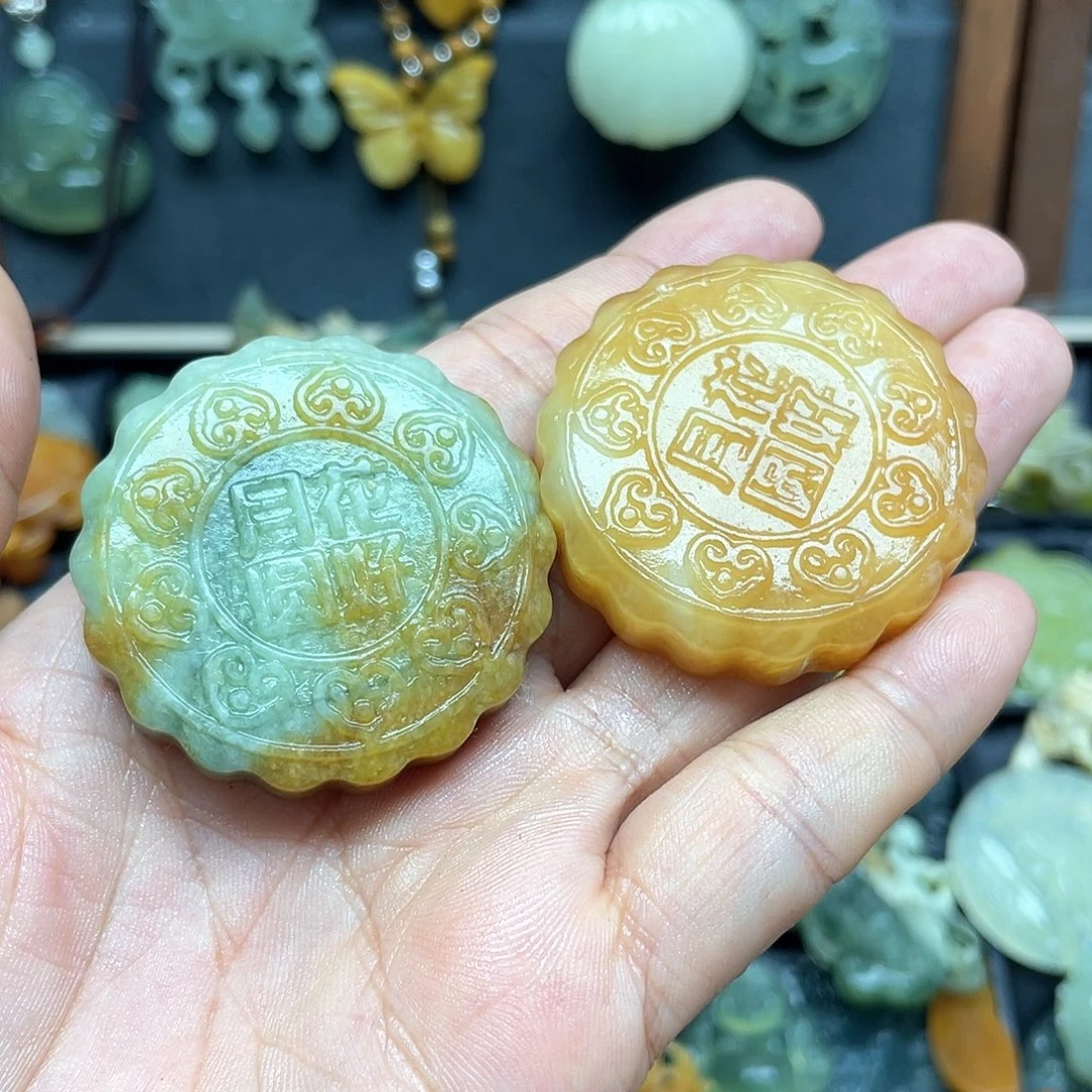 未镶嵌蛇纹石玉颈饰