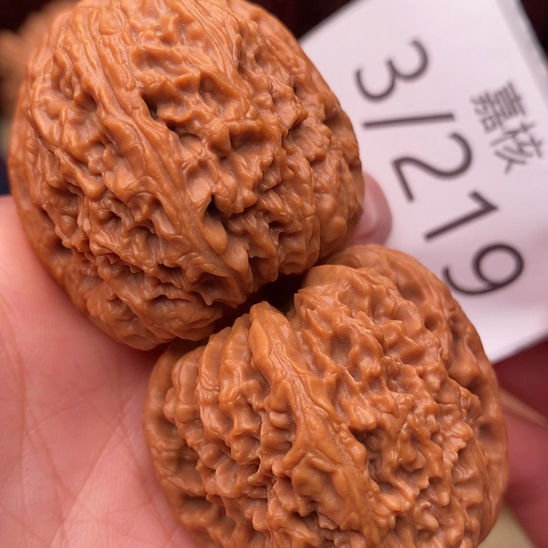 文玩核桃把件40南疆石