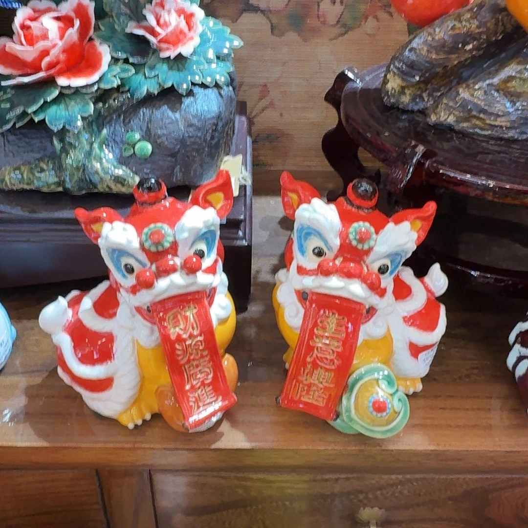 陶瓷一对醒狮精品新年特价