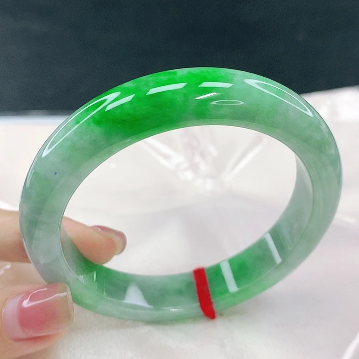 翡翠未镶嵌手镯圈58.8，02041