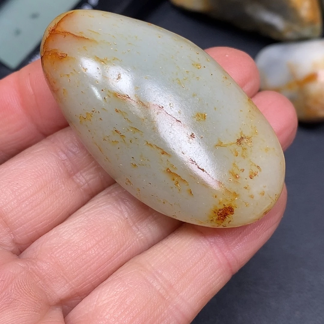 和田玉未镶嵌珠宝奇石