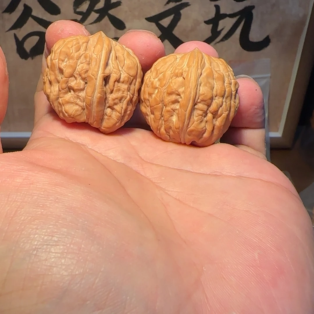 文玩核桃把件30全品手捻门墩