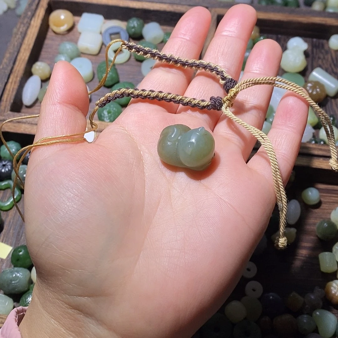 和田玉颈饰未镶嵌1****酱