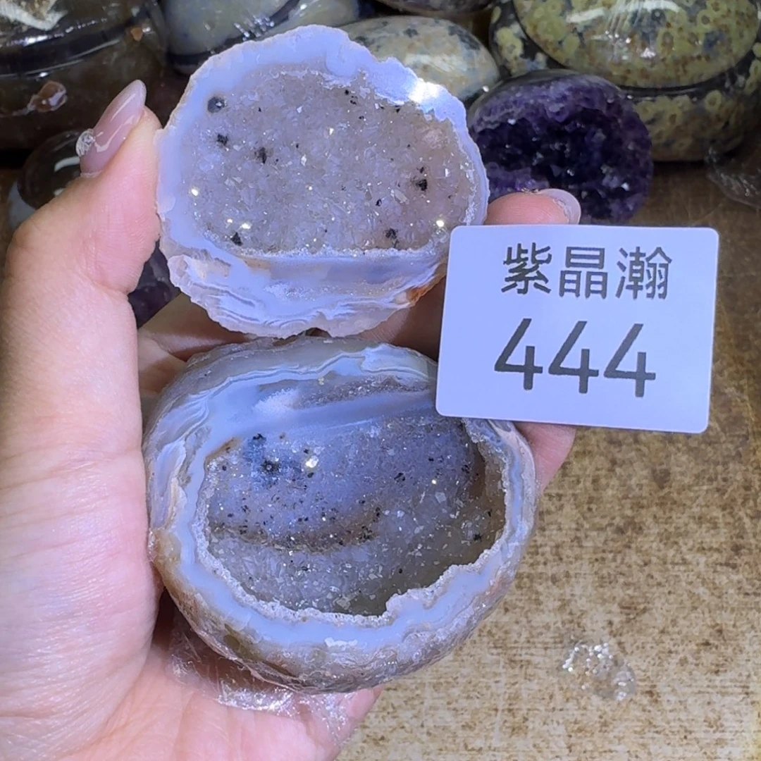 未镶嵌水晶大型摆件（非配饰）