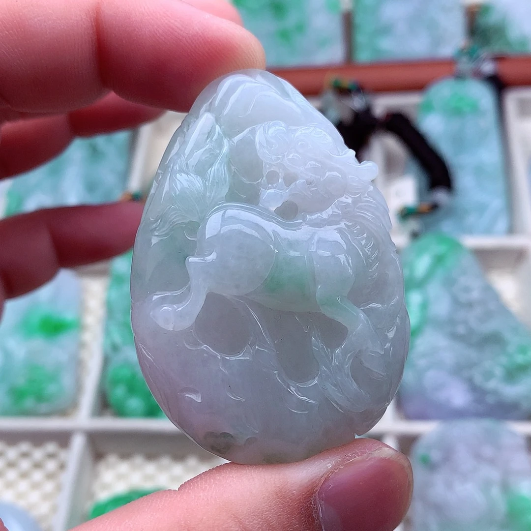 翡翠未镶嵌吊坠(不含链)