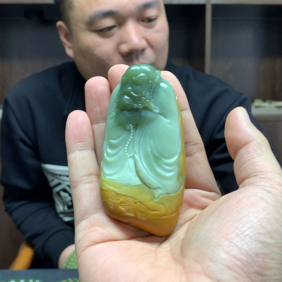 岫岩河磨玉（透闪石质玉）颈饰未镶嵌小*