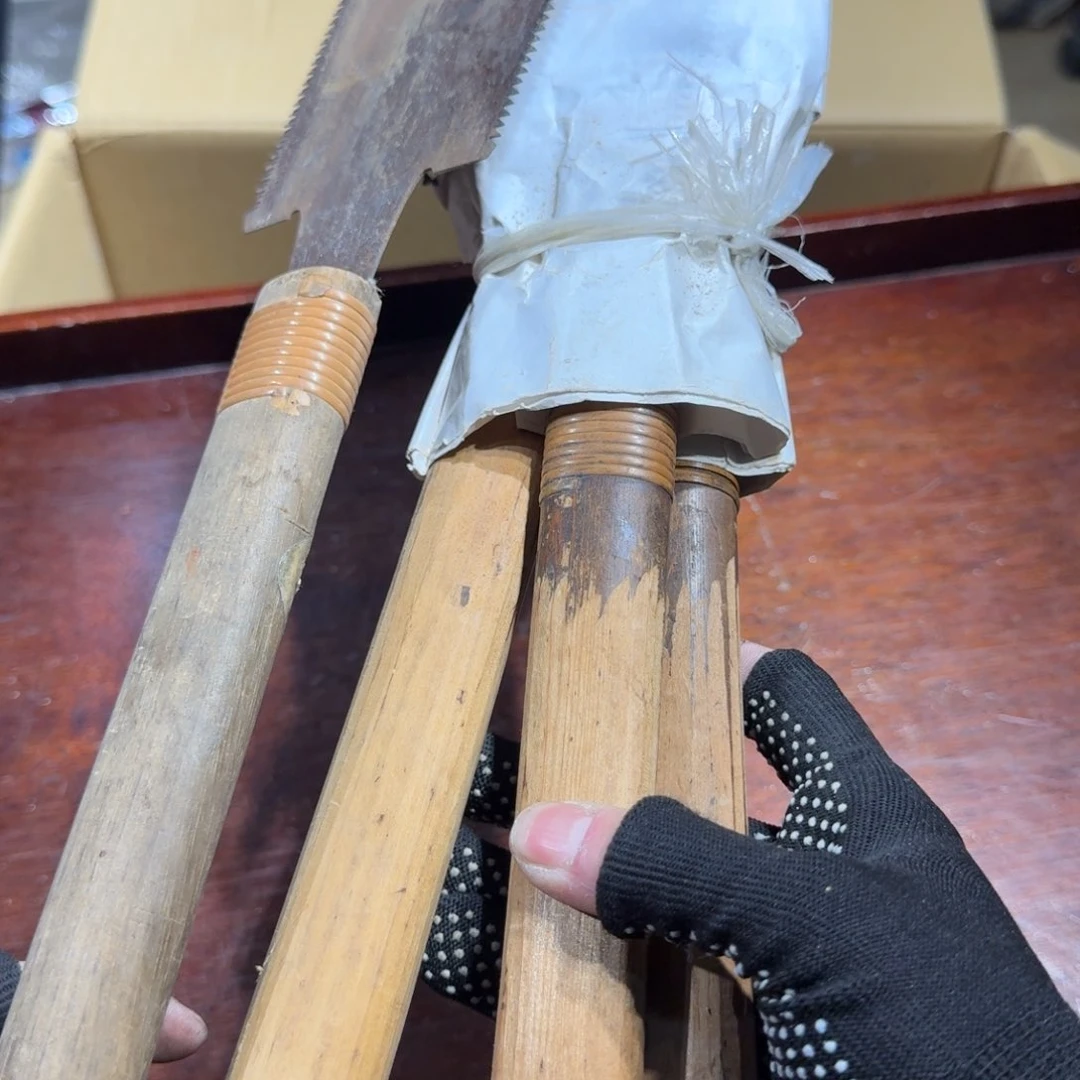 冠****店8新中古物品，谨慎下单，不保好坏742