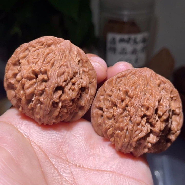 文玩核桃吊坠           44