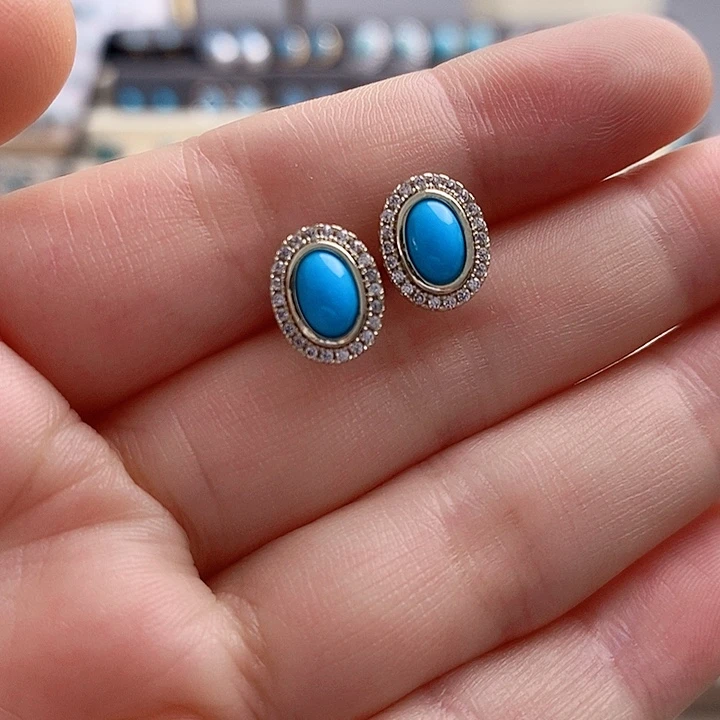 绿松石未镶嵌耳钉