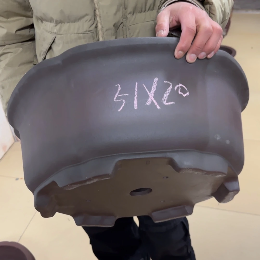 紫砂花盆呜呜呜呜