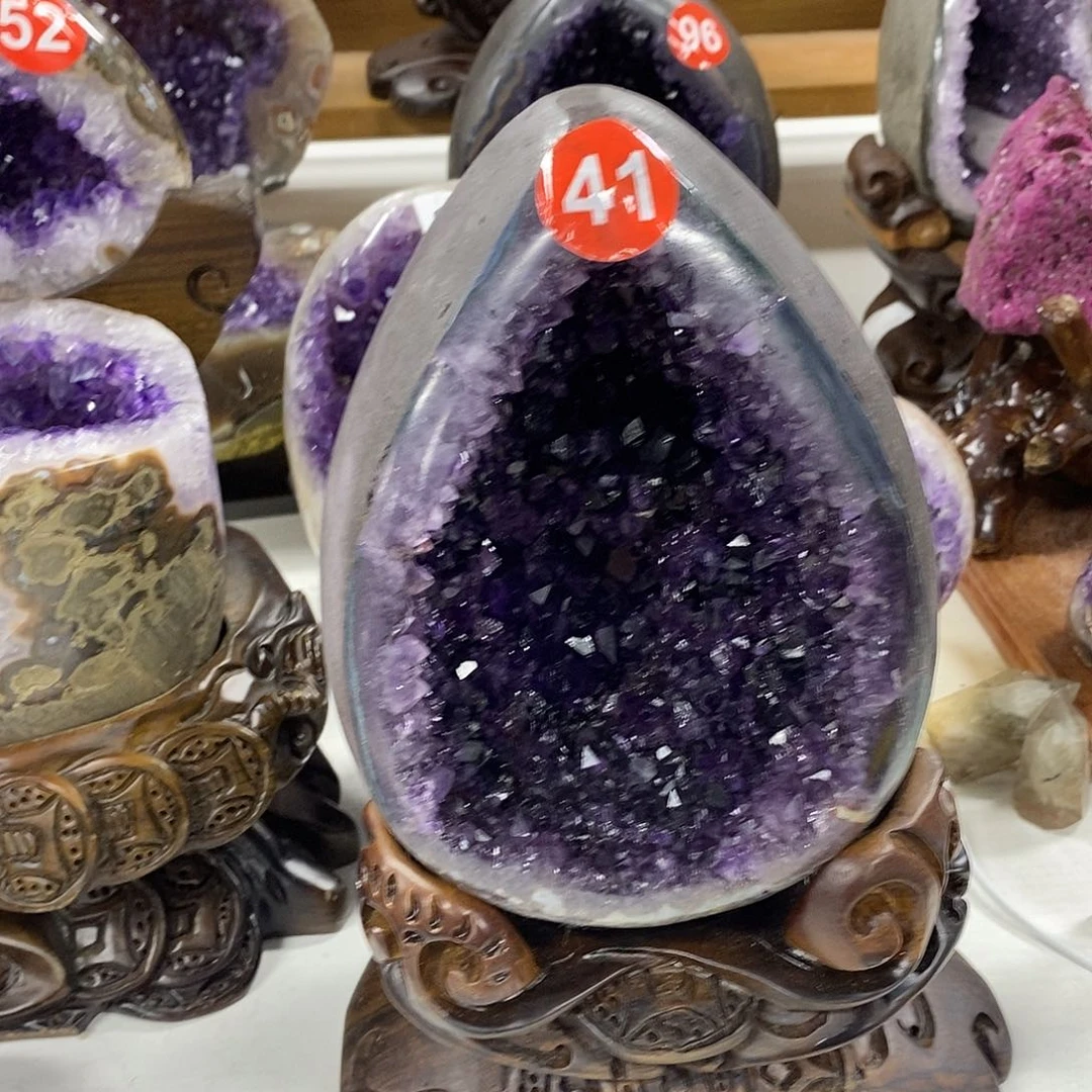 蓉****未镶嵌水晶大型摆件（非配饰）