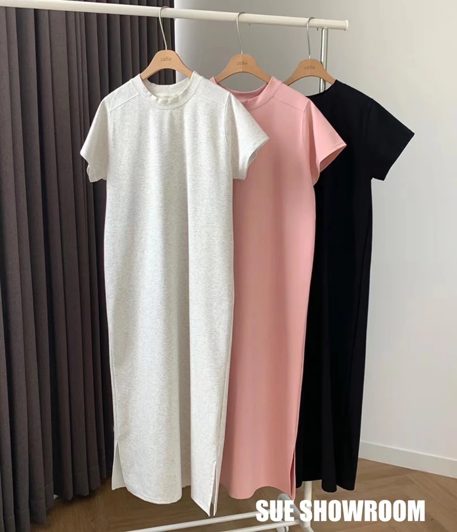 短袖宽松侧开衩连衣裙