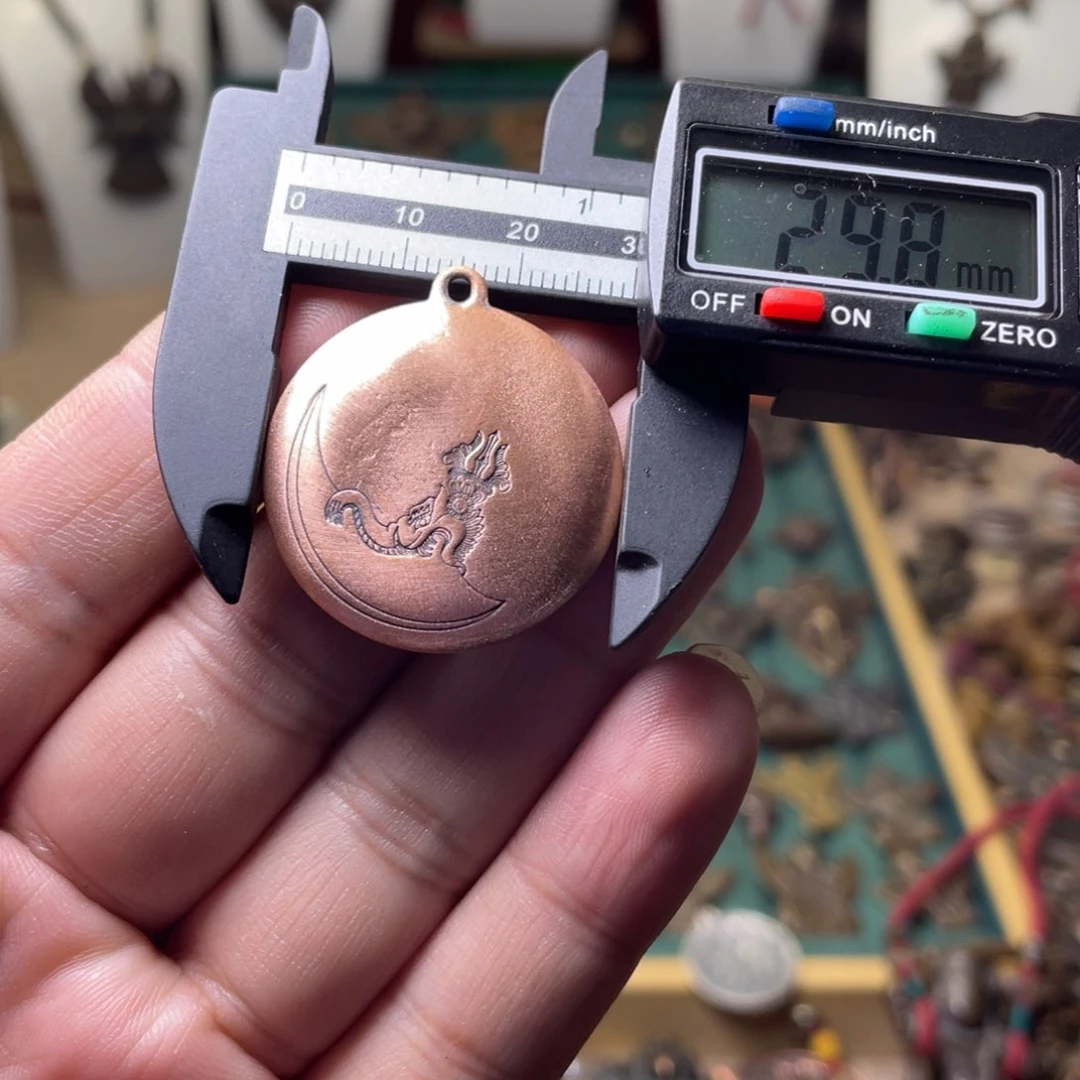 藏传微瑕精工蛙嘴