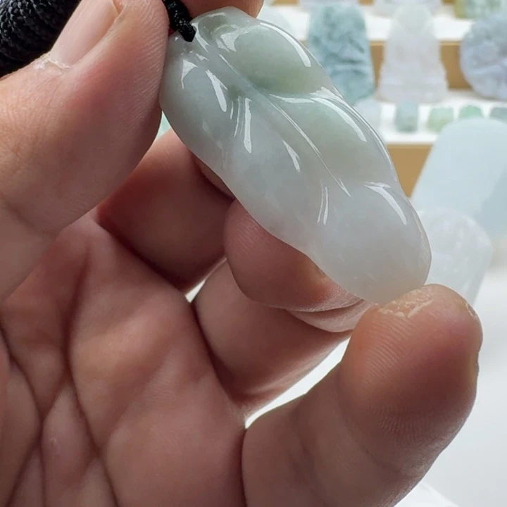 翡翠未镶嵌颈饰天然缅甸A货翡翠