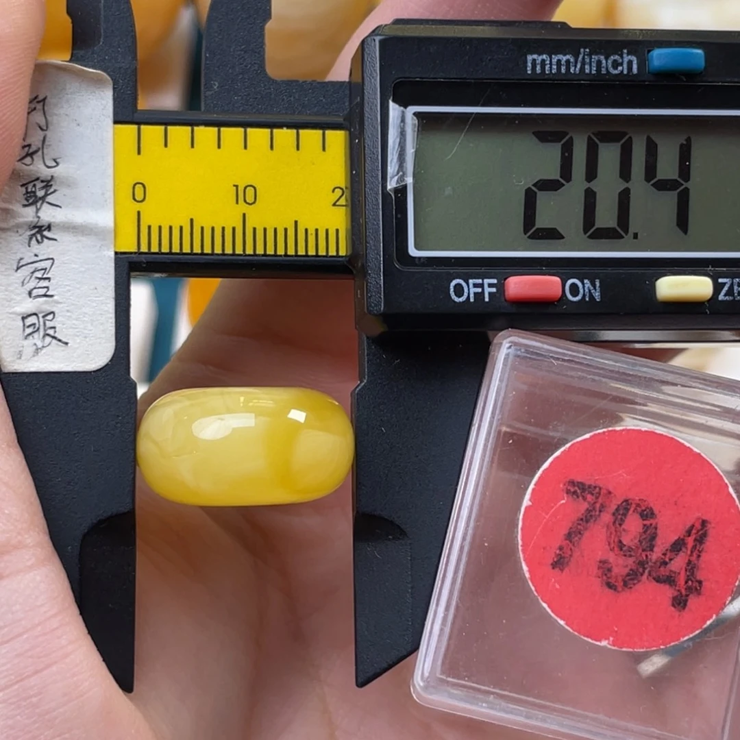 蜜蜡未镶嵌珠宝奇石微瑕