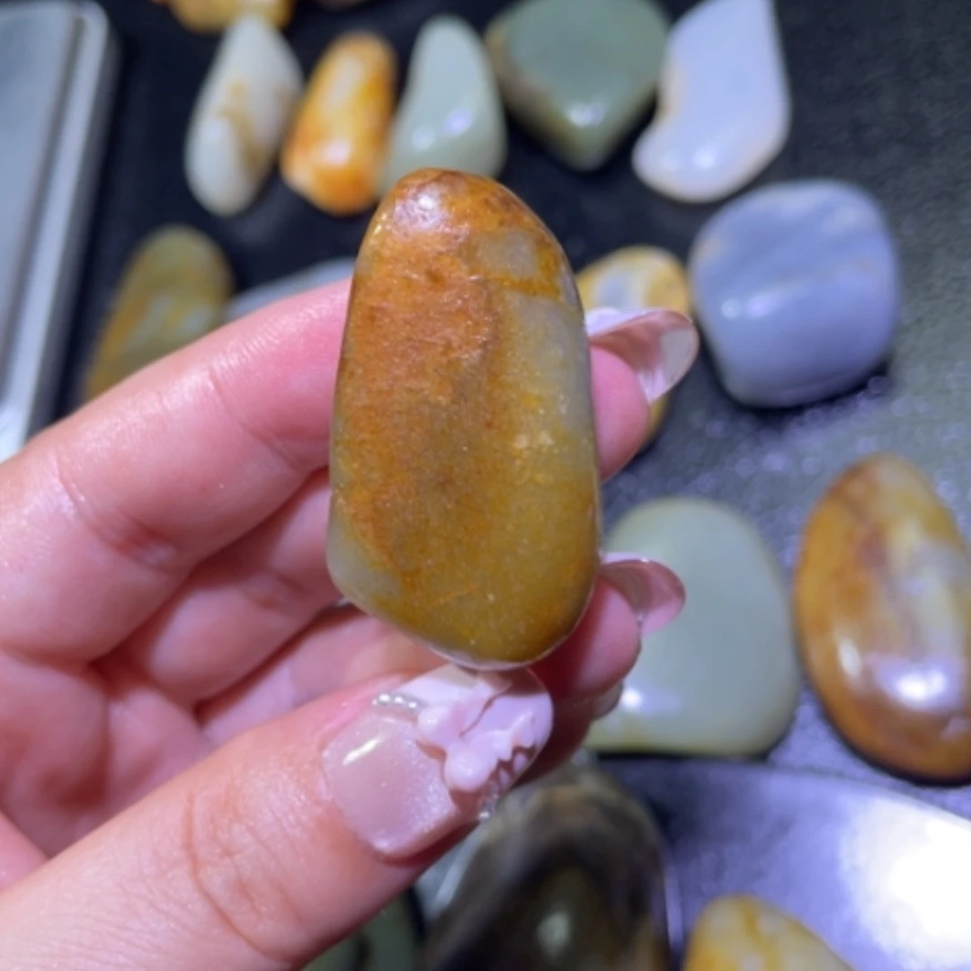 【闪购商品】颈饰未镶嵌和田玉