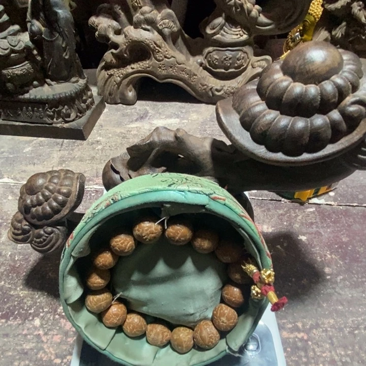 滴血莲花菩提吊坠