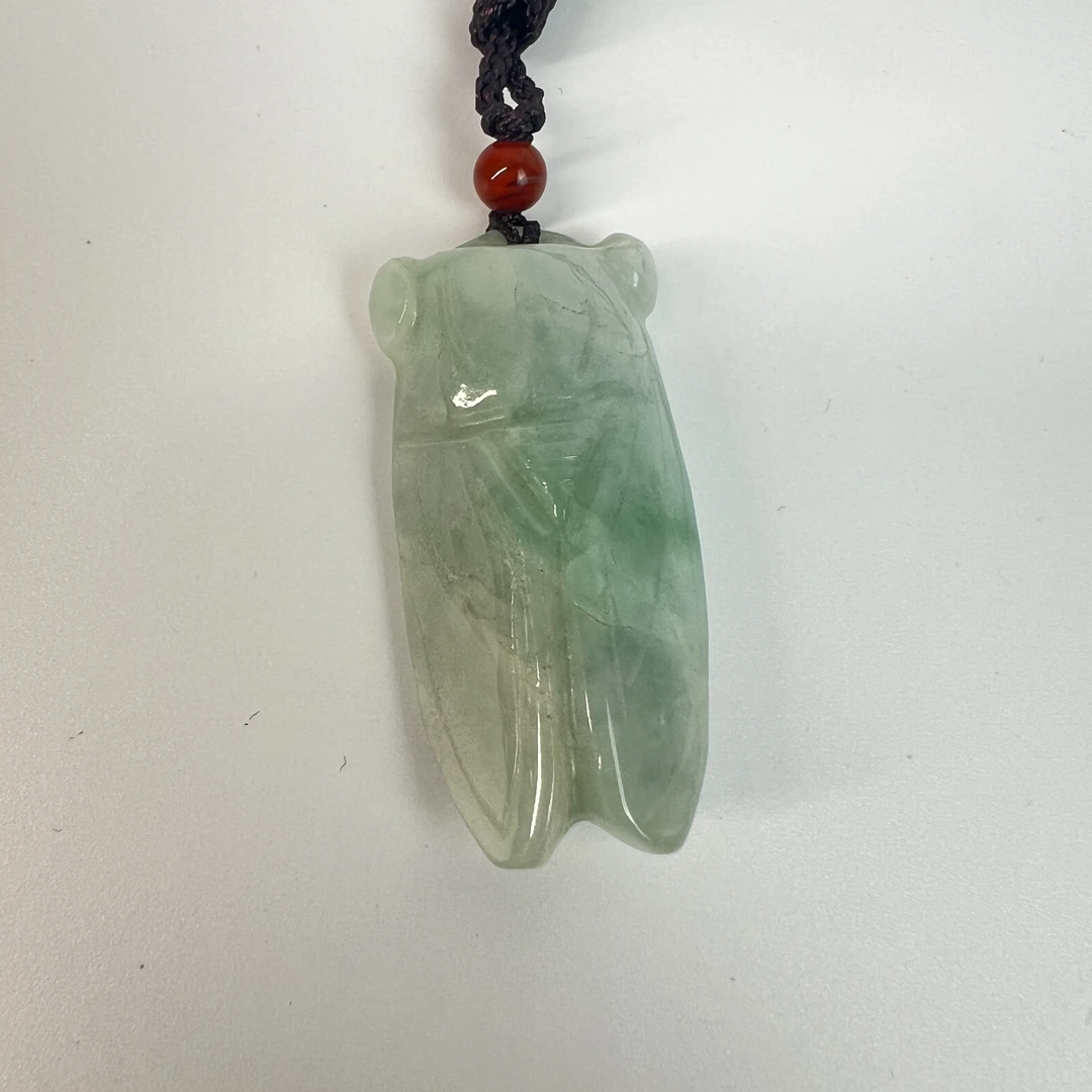 TM 091188 翡翠蝉形挂件