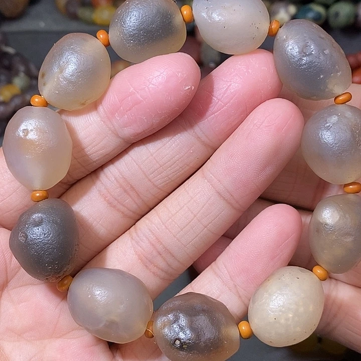 未镶嵌玛瑙/玉髓珠宝奇石