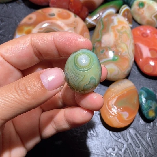 石英质玉珠宝半成品未镶嵌?***?