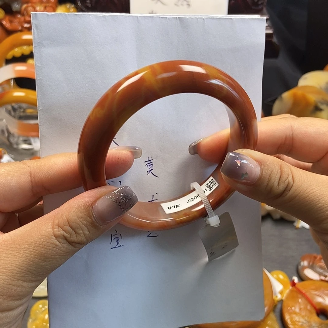 石英质玉（黄龙玉）未镶嵌手镯H