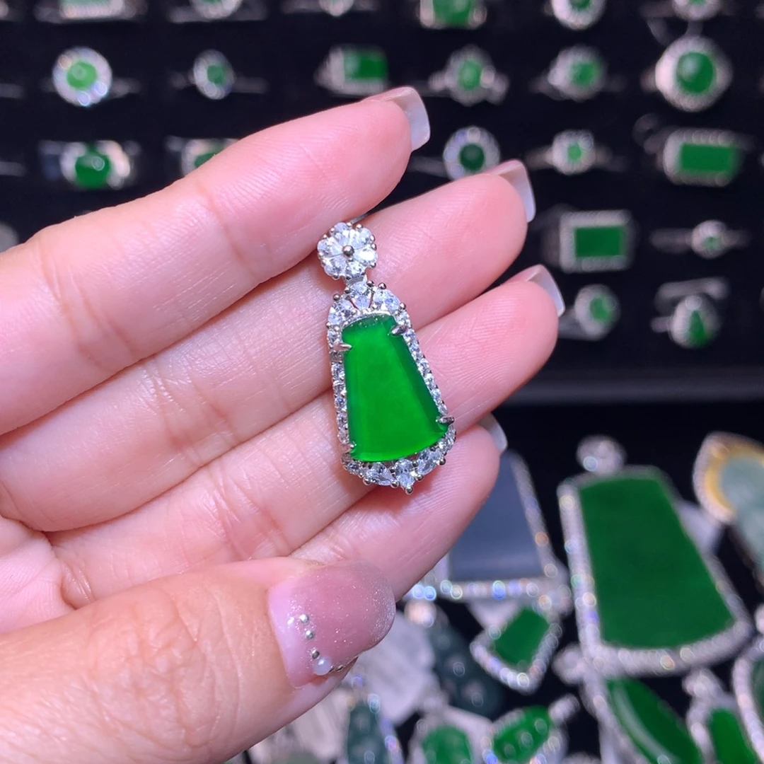 【闪购商品】翡翠银S925镶嵌颈饰天然翡翠